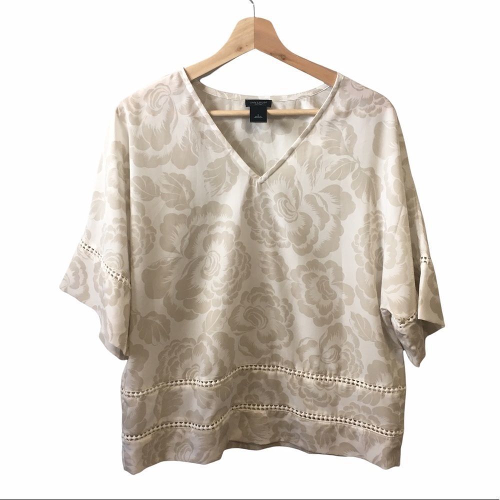 Ann Taylor white cream floral blouse size small